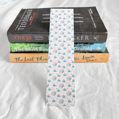 The Bookworm Bookmark - ALilBitOfSpice