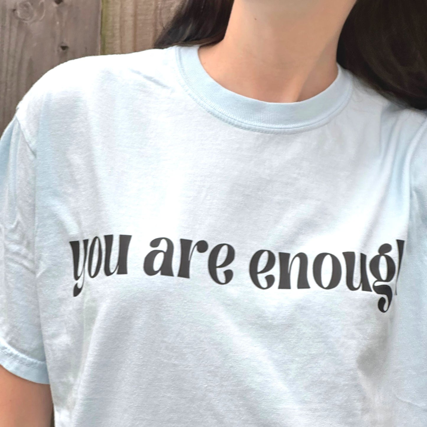 Eres suficiente - Camiseta Comfort Colors
